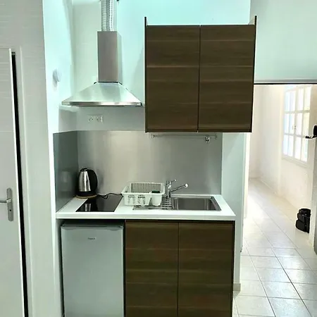 Five Stars S2 * Marseille